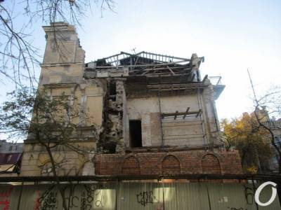 В Одессе восстанавливают старый дом – «родоначальник» карантинных обрушений (фото)