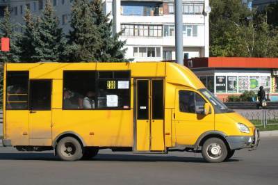 Киевский маршрутчик сломал пассажиру ногу и поехал дальше