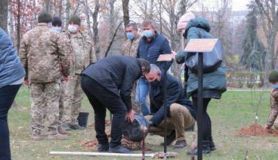 В Броварах высадили Аллею памяти погибшим на российско-украинской войне женщинам
