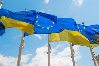 Вид на жительство в ЕС: Украина возглавляет список четвёртый год