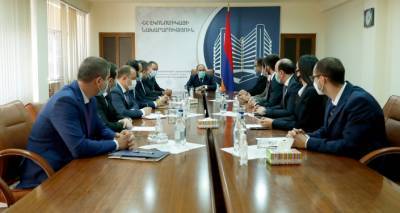 Не критиковать, а решать проблемы бизнеса: Пашинян представил нового главу Минэкономики