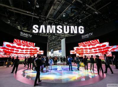 Первые складывающиеся втрое смартфоны может выпустить компания Samsung