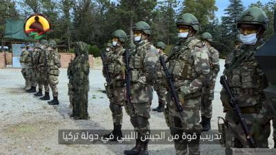 Ливийские боевики практикуются с 122-мм РСЗО под руководством военных Турции
