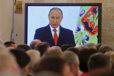 ​Путин в разгар пандемии соберет журналистов в одном месте, а сам не придет - что известно о "Прямой линии - 2020"