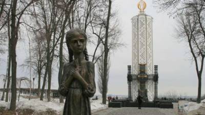Признание Голодомора геноцидом должно стать проявлением солидарности мира с украинцами, - МИД