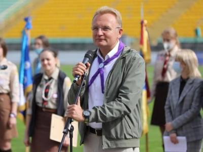 Садовый заявил, что на выборах мэра Львова против него совместно действовали Порошенко и Медведчук
