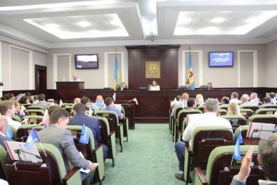 В Киевоблсовете скандал из-за незаконной процедуры голосования за главу, "ЗА МАЙБУТНЄ» подает в суд