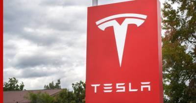 Tesla отзывает более 10000 электромобилей из-за отрывающейся крыши