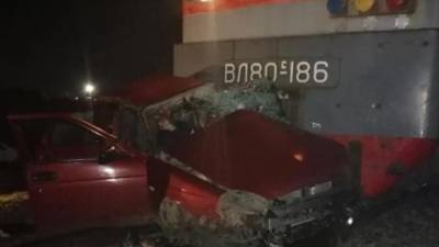Четверо погибли при столкновении поезда и легковушки в Краснодарском крае