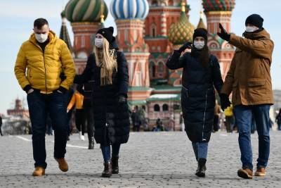 Эпидемиолог предположил, сколько продлится масочный режим в России