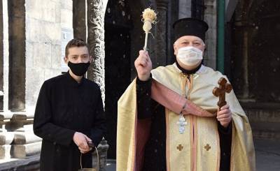 La Vanguardia: пострадав от коронавируса, православные церкви Восточной Европы призывают верующих к гигиене