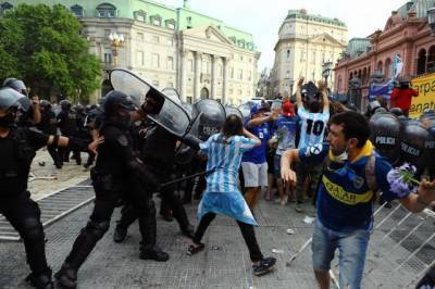 Мэр Буэнос-Айреса: в провокациях в городе виноваты фанатские группировки