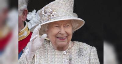Королеве Елизавете II готовят перчатки-убийцы коронавируса