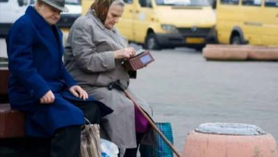 Соцпомощь и пенсии при локдауне: украинцы перекрестились, в Минсоцполитики пояснили