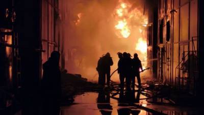 В Харькове горел рынок "Барабашово": вспыхнули ряды с тканями – фото, видео
