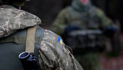 Украинский военный избил и поджег своего сослуживца