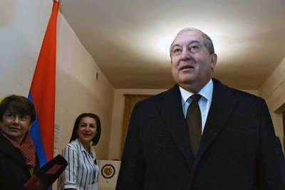 Президент Армении отправился в Россию «с частным визитом»