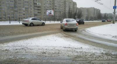 В двух районах Чебоксар плохо чистят дороги от снега