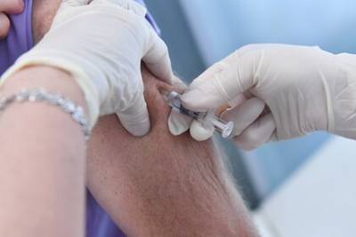 Голикова потребовала от губернаторов отчет о подготовке к массовой вакцинации