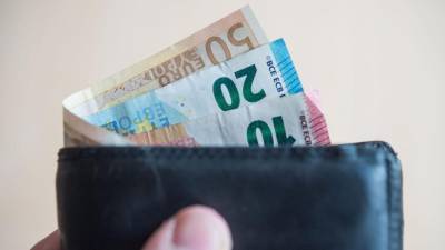 Пенсия, страхование, бюджет: чем грозит коронавирус экономике Германии