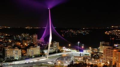 В Израиле готовится пурпурная ночь: все окрасится в фиолетовый цвет