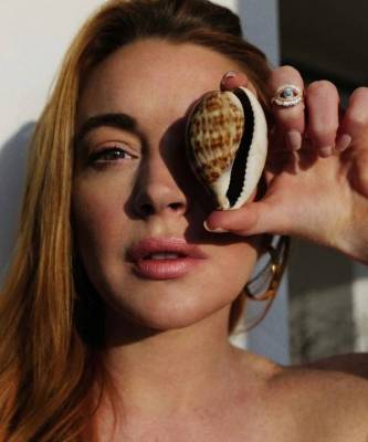 Линдси Лохан выпустила коллекцию ювелирных украшений «с третьим глазом»
