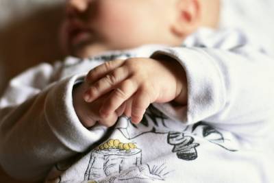 Выплата за рождение первого ребенка в Ленобласти выросла до 33 тысяч рублей