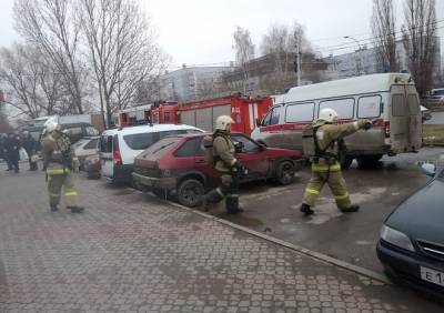 В Рязани загорелся супермаркет «Дикси»