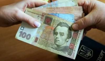 Остались считанные дни: украинцам пересчитают пенсии и доплаты - названы суммы