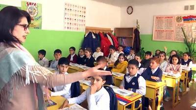 Налаживается мирная жизнь: в Карабахе открылась школа