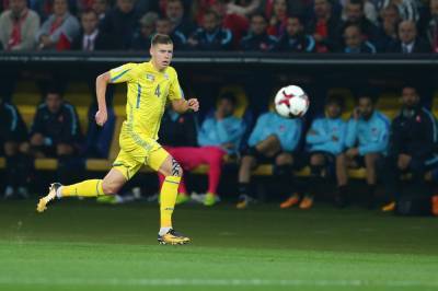 Футболист сборной Украины Матвиенко подтвердил переговоры о переходе в "Наполи"