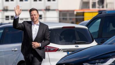 Маск обещает построить под Берлином крупнейшую в мире фабрику батарей для электромобилей