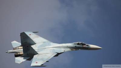 Российский Су-27 перехватил самолет-разведчик ВВС США над Черным морем