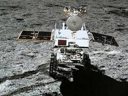 Китай вывел зонд «Чанъэ-5» на орбиту Луны