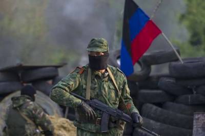​В "ДНР" хотят принудить гражданских работать на позициях боевиков: "Либо пусть деньгами помогают"