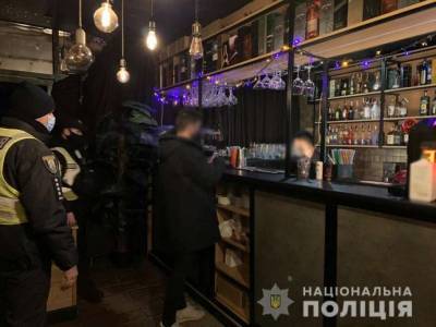 Полицейский рейд в столице выявил более 80 ночных заведений, нарушивших карантин (ФОТО, ВИДЕО) - lenta.ua - Украина - Киев - район Подольский