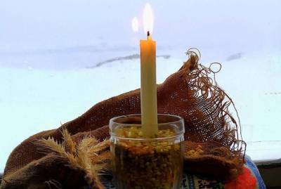 На Южном полюсе зажгли свечи скорби в память о жертвах голодоморов в Украине