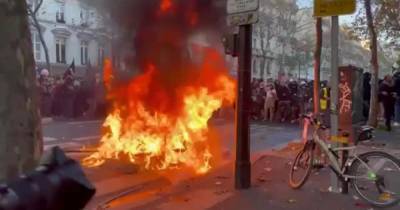 Почти 40 правоохранителей пострадали в Париже в ходе беспорядков