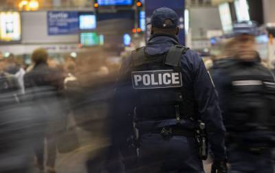 В Париже в ходе протестов пострадали почти 40 правоохранителей