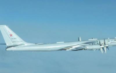 Британские истребители перехватили российские самолеты Ту-142