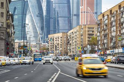 Такси и каршеринг смогут узнавать данные о правах российских водителей онлайн