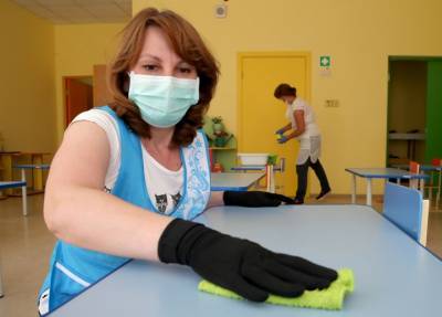 В школах России хотят продлить до 2022 года ограничительные меры из-за коронавируса