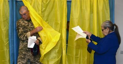 В Черновцах стартовал второй тур выборов мэра