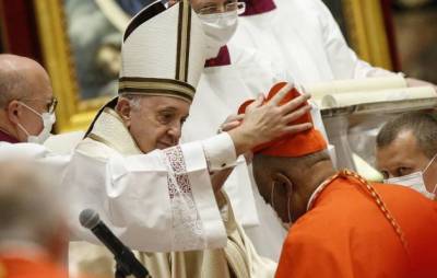 Папа Римский возвел в сан кардинала афроамериканца