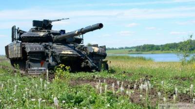 Надувные макеты бронетехники ВСУ появились у линии соприкосновения в ДНР