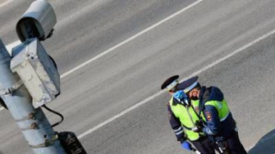 ГИБДД уточнила правила наказания за разговоры по мобильному за рулем