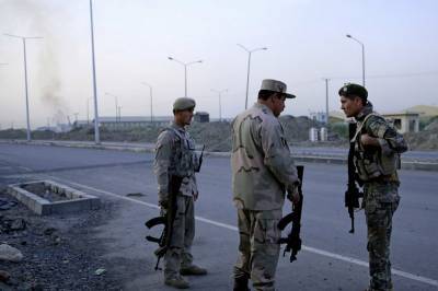 В Афганистане взорвалась заминированная машина: погибли больше 20 военных