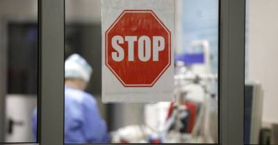 Число пациентов с коронавирусом в латвийских больницах превысило 500 человек