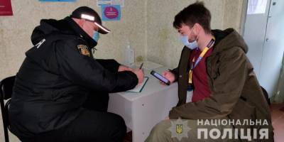 В Черновцах члены избиркома расписались в пустых бланках протоколов — полиция