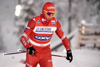 Российские лыжники завоевали два серебра в гонках преследования на этапе КМ